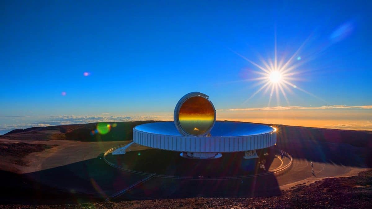 Unbelievable Revelation of Our Time: Scientists Claim “Solar Storms Threaten to Disrupt American Lives” as $344 Million Telescope Unveils Alarming Solar Forces Illustration of the Inouye Solar Telescope capturing detailed images of the Sun, generated by artificial intelligence.