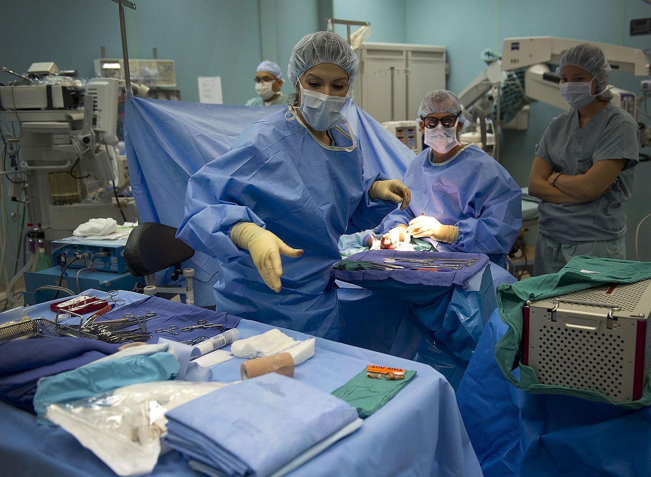“Blood Pours Like a River”: New Surge in Medical Breakthroughs Threatens to Revolutionize Emergency Care Across America